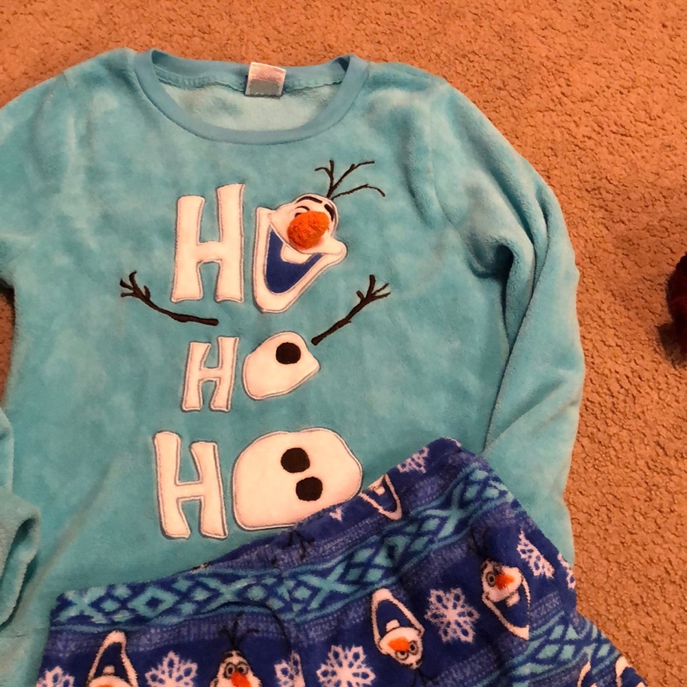 Olaf pajama shirt and bottoms